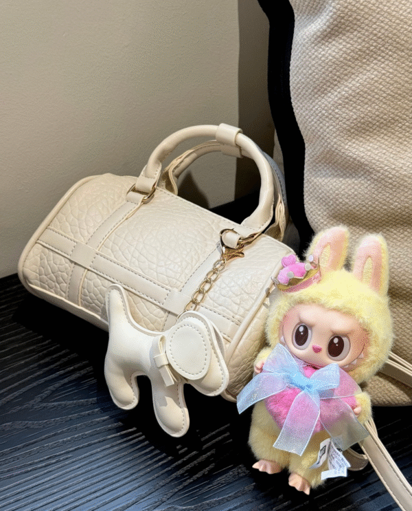 POP MART Labubu Chess Queen PVC Keychain Doll Pendant - Image 2
